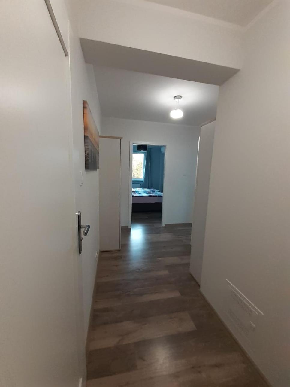 Dieter's Apartment *